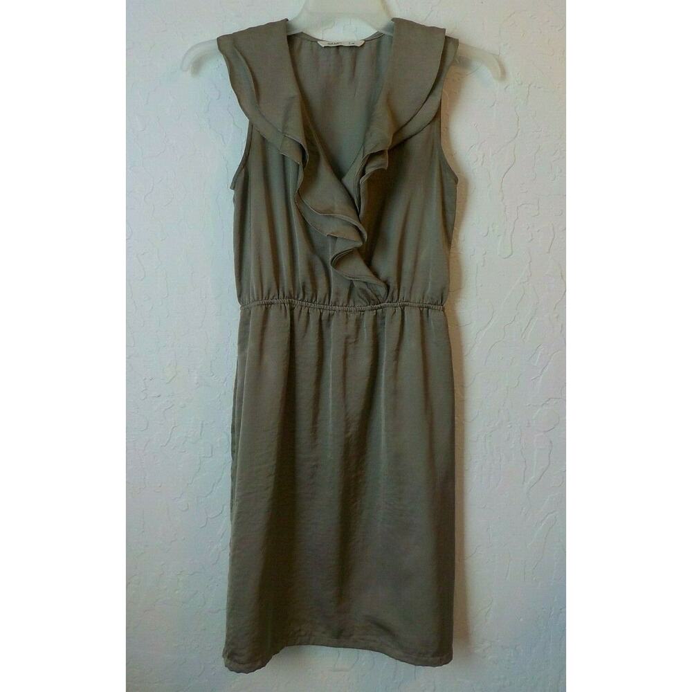 Old Navy Khaki Green Dress Women Medium Ruffles VNeck Elastic Waist Casual Caree